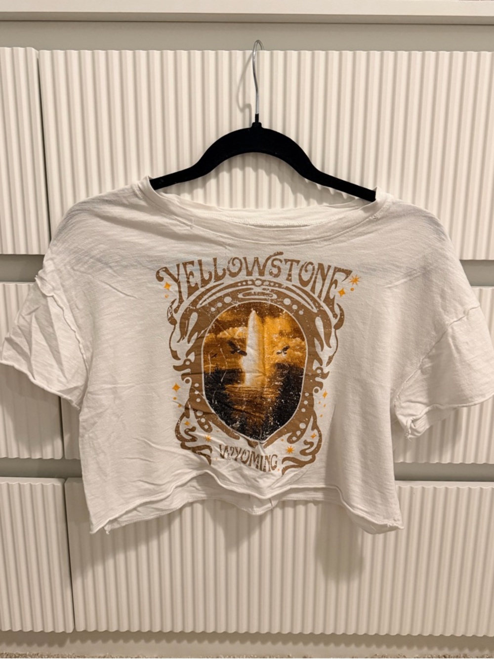 Yellowstone Wyoming White Crop Tee with Gold Graphic